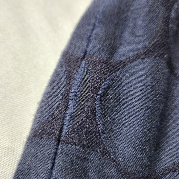 Ann Taylor Dot Jacquard Pencil Skirt | Navy Blue Circles | Size 6 - Picture 8 of 11